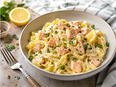 Quick Creamy Salmon Pasta